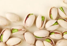 进君王服务区休息的司机朋友注意了，这里的开心果霉菌超标吃不得！｜安徽-测客